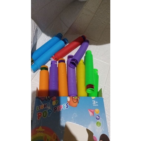 pop light/pipa menyala