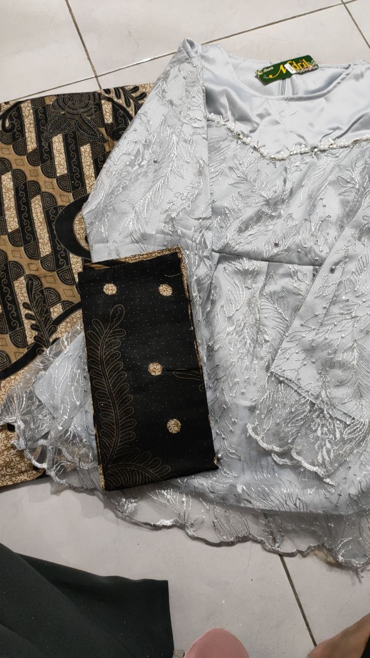 Batik Couple Kebaya Set Salsabila Series Tunangan Lamaran Wisuda Kondangan Kekinian 2021