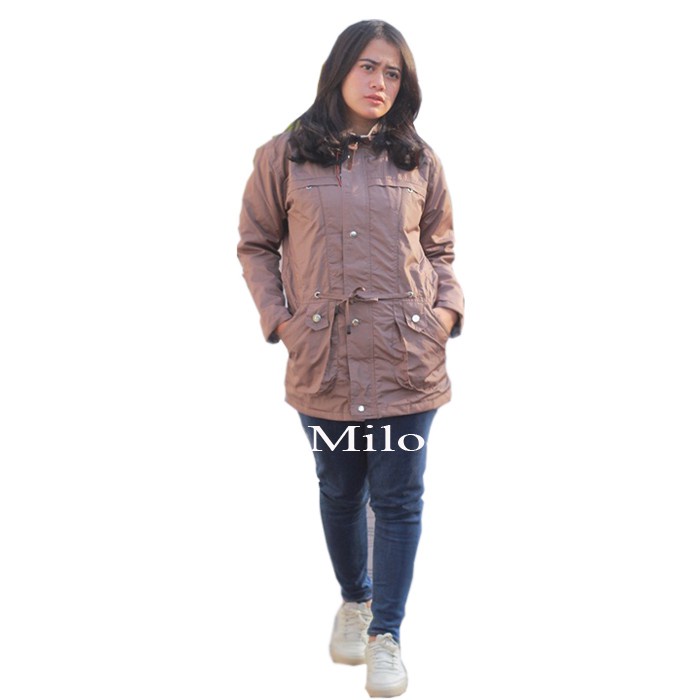 Grosir Jaket Bolak Balik Wanita Jumbo Parka XXL  WaterProff Original / COD Jaket Jumbo Waterproff Big Size Keren