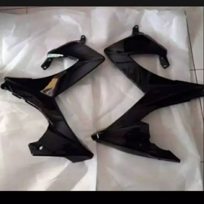 sayap samping satria fu facelift hitam /legsil samping satria fu facelift