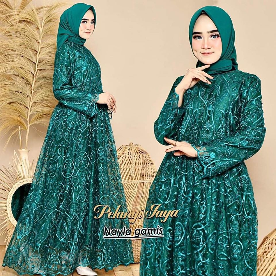 nayla gamis