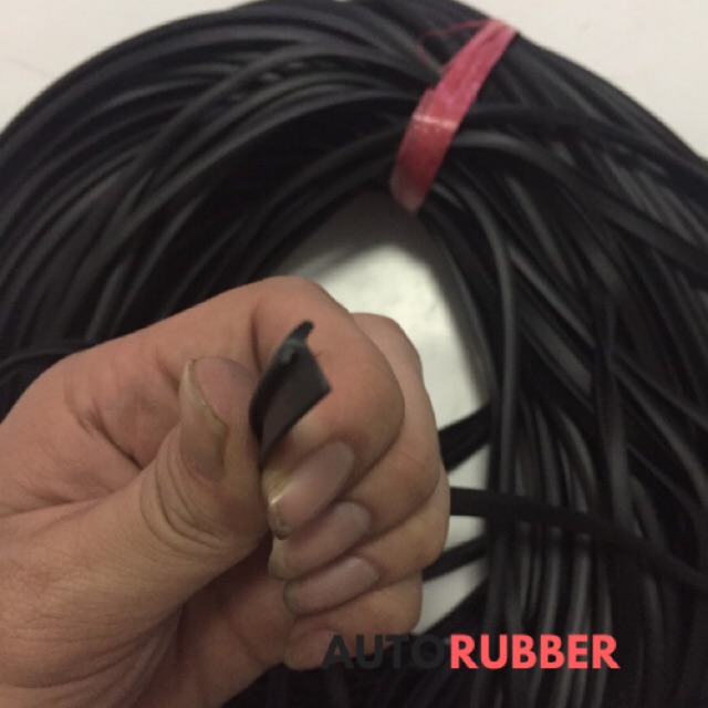 Karet List Spakbor Karet Bodykit Karet Fender Hitam 5 Mm