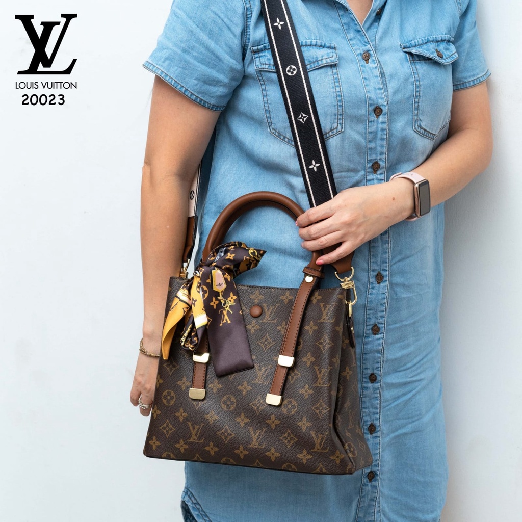 New Lv Top Handle Code : 20023