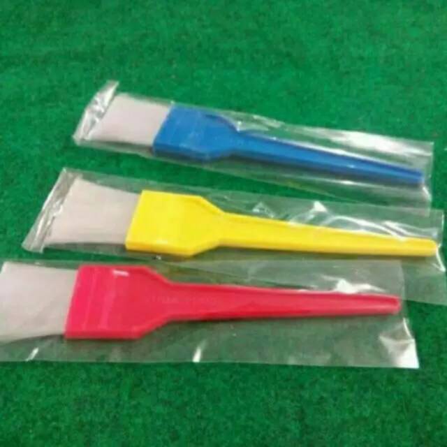 

KUAS KUE BAHAN NYLON