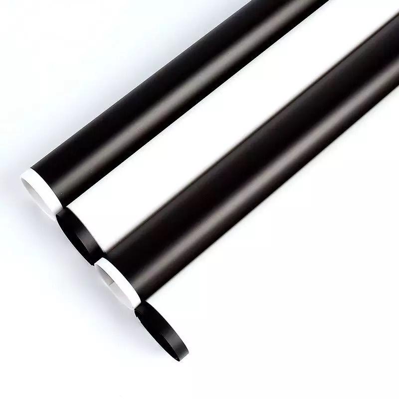 

[1Lembaran] KERTAS PEMBUNGKUS BUNGA MOTIIF HITAM PUTIH/ KERTAS CELLOPHANE HITAM PUTIH (ECER) (58x58CM)