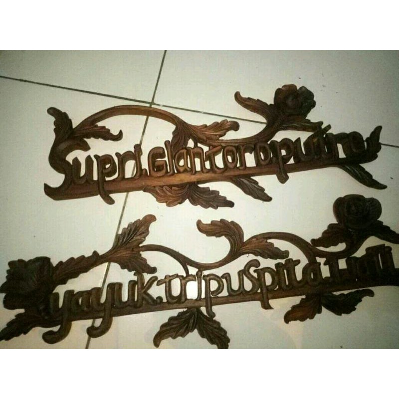 

papan nama ukir