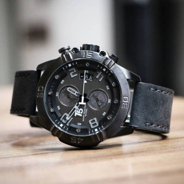 Jam tangan pria T5 casual black original