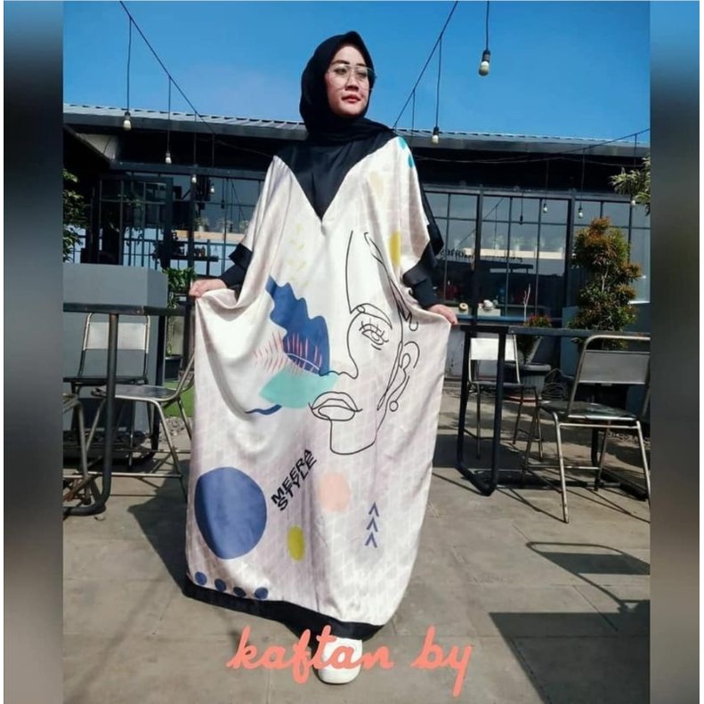 Shadeeva Kaftan by Meera