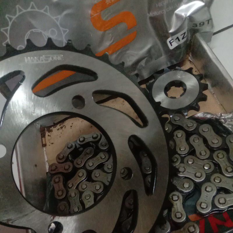 Gearset Girset Chainkit Gir Gear Set Rantai F1ZR F1 FORCE 1 FIZR FIZ F1Z R 428-H 100L 14-T 39-T Paket Sprocket Drive Chain Kit Depan Belakang-1