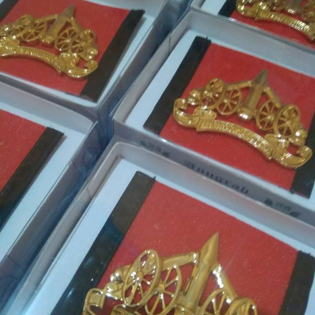 Emblem baret armed/brevet wing armed/wing arbeba/brevet wing mer 105/wing astros/wing sesar