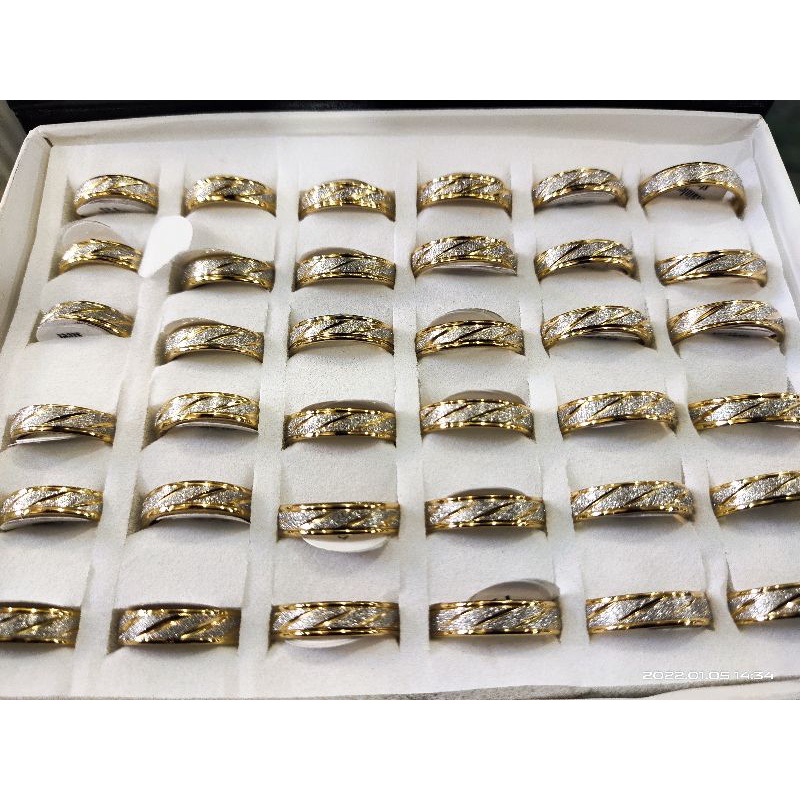 CINCIN TITANIUM GOLD PASIR GARIS grosir isi 36pcs