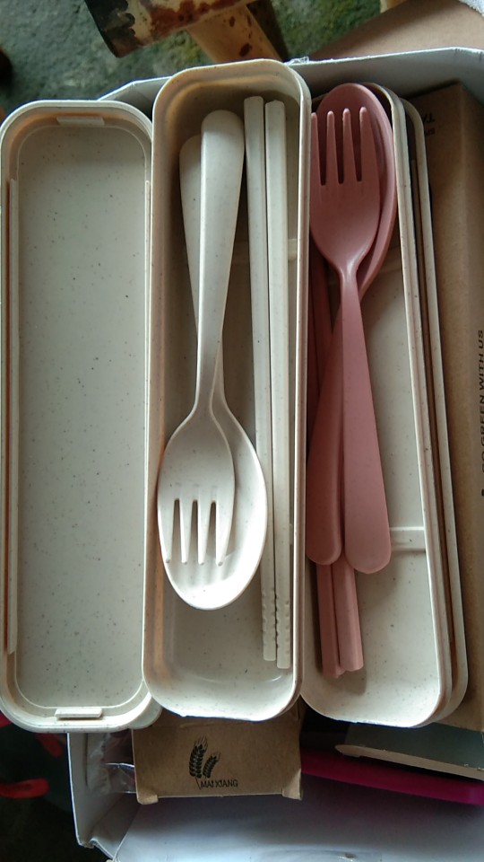 Set Peralatan Makan Gandum 3 In 1 (ada Kotak)