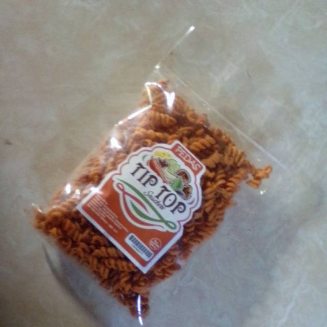 

Tip top snackers rasa pedas
