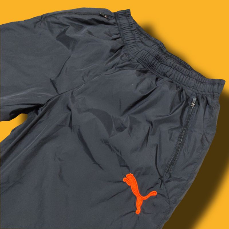 Celana/trackpant Puma size M fit L second original like new