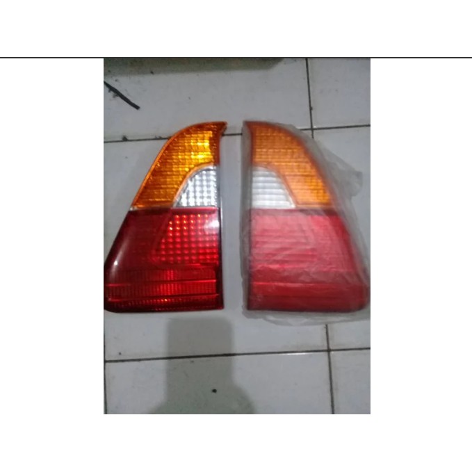 TERLARIS LAMPU STOP BELAKANG KIJANG KAPSUL 2003