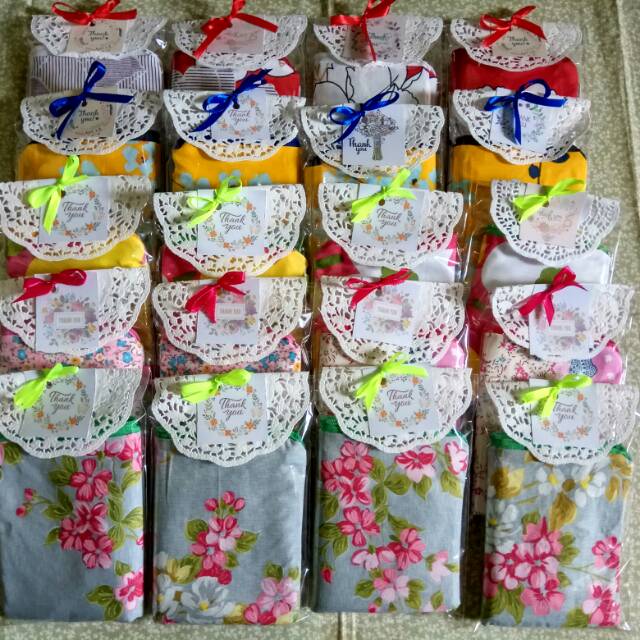 Pouch/dompet makeup for souvenir