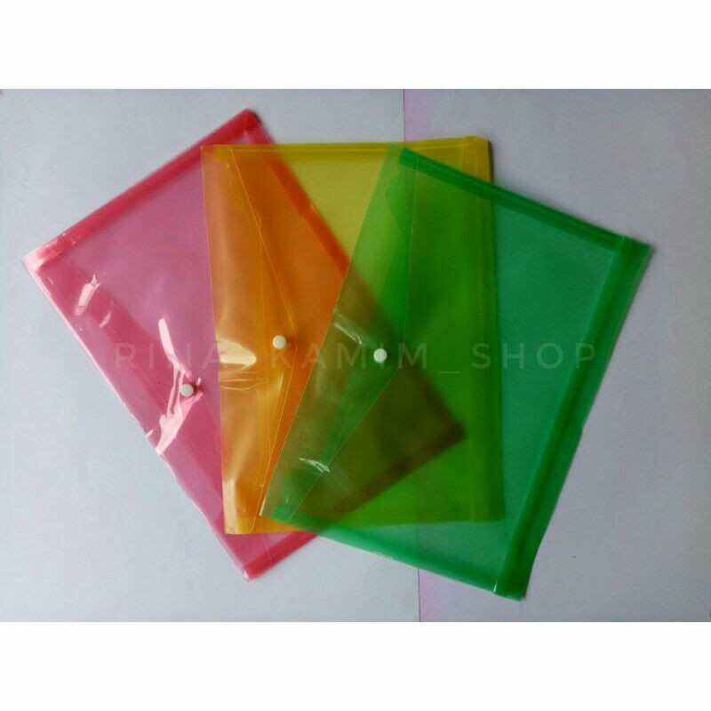 

Map plastik bening kancing