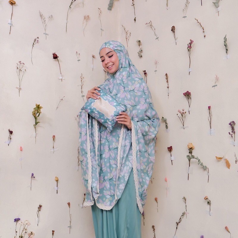 FULL SET SAJADAH ALINA ORCHID &amp; DAISY MUKENA FAHIJABLOVE | Mukena rayon traveling | MUKENA FAHIJAB