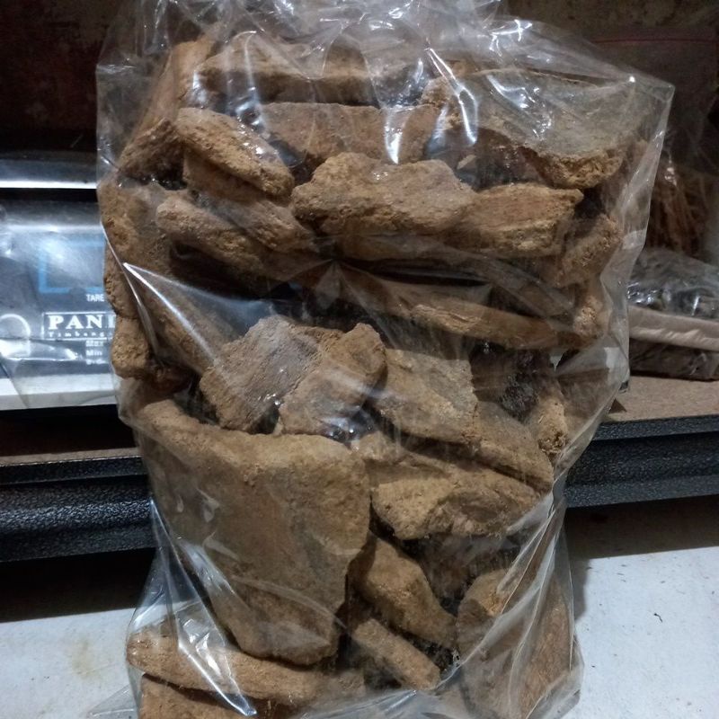 

1/4 kg kayu pulai/kayu pule