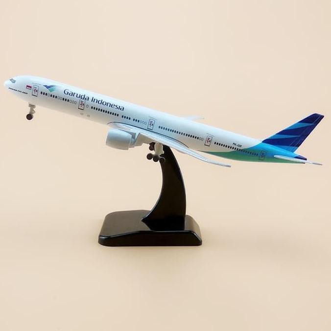Miniatur Diecast Pesawat Garuda Indonesia Boeing B777-300ER Medium