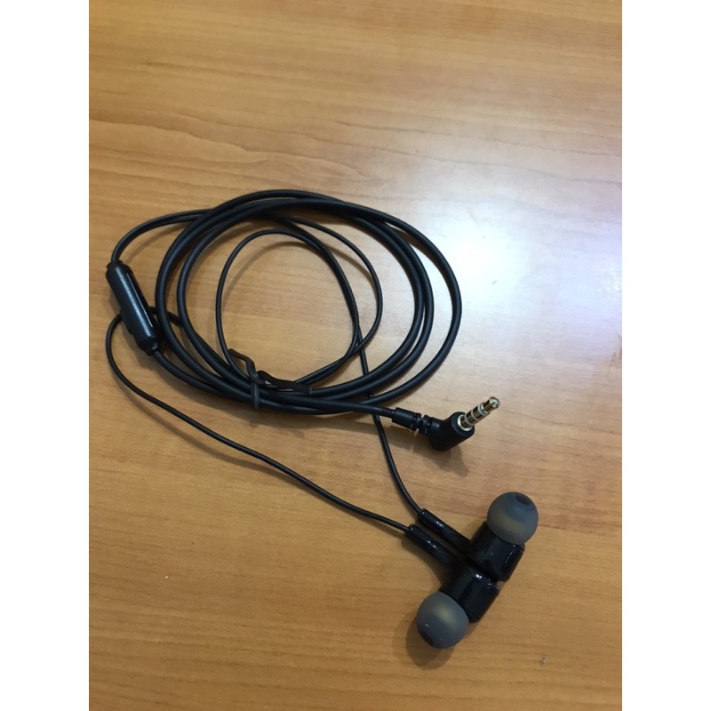 Realme QP-038 Headset Magnetic Bass Earphone Murah