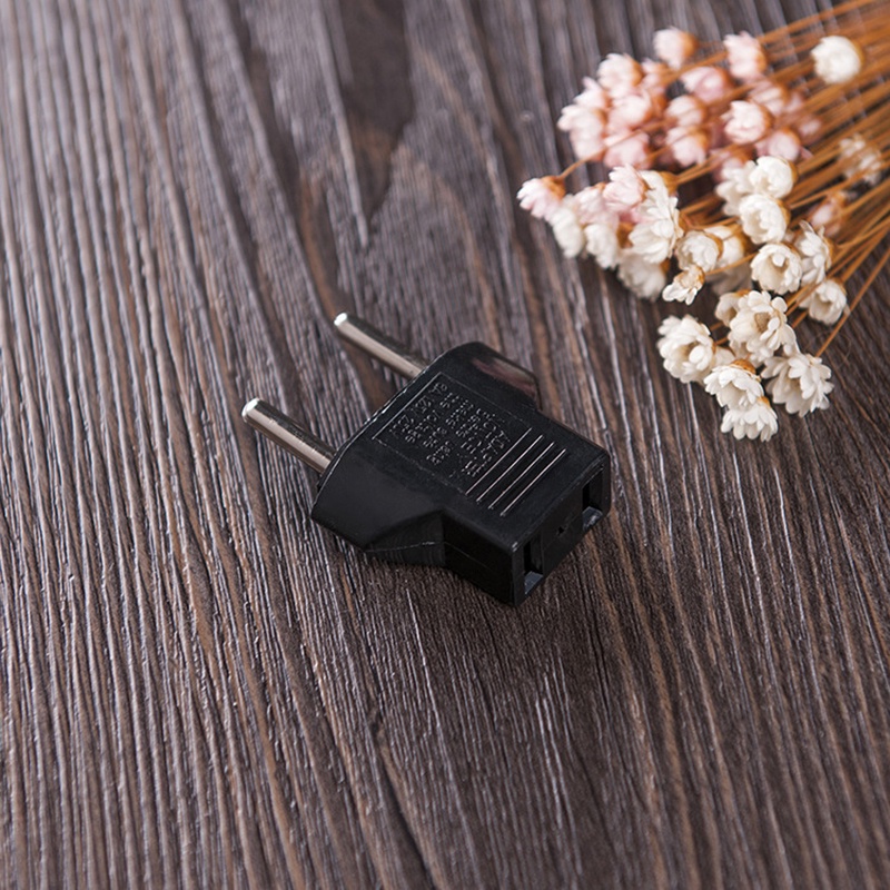 Adapter Konverter Power Socket Plug Eu Ke Usa / Eropa 2 Pin Portable Untuk Travel