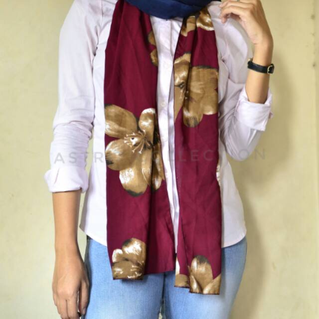 Scraf / Syal / Scarf / Shawl Maroon motif big flower