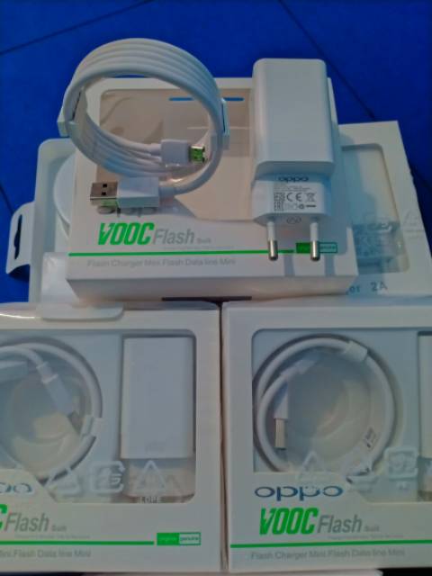 Charger Oppo VOOC Fast Charging 4A Original 100% - Charger Oppo F9 F3 plus F5 plus F1 plus . Bergaransi 1 Minggu