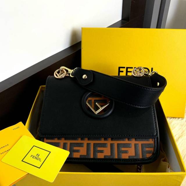 #F326 Logo Leather Shoulder Bag SS19