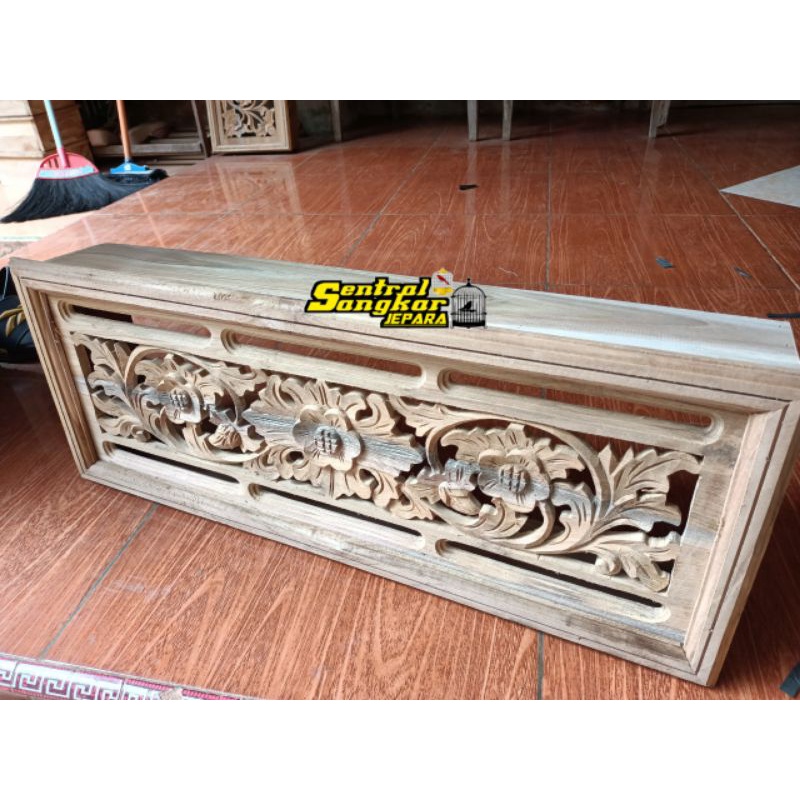 LOSTER FENTILASI UDARA UKIR KAYU JATI