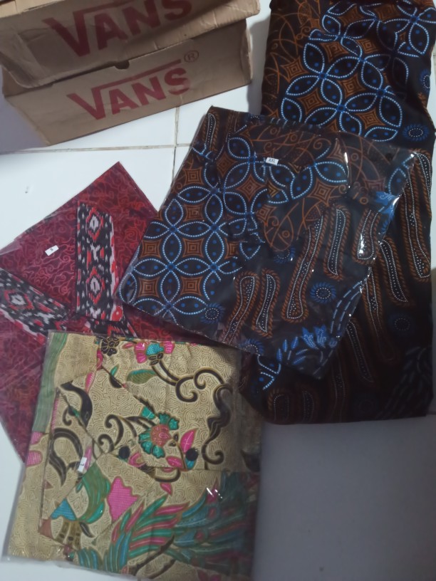 Kemeja Batik Anak / Hem Anak Pendek Laki Laki Motif Ulir 4-11 Tahun