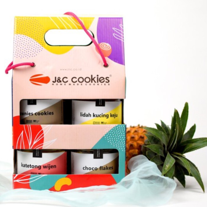 

PARSEL Ramadan isi 4 toples kaca JNC COOKIES (Rasa bebas pilih) - BARU