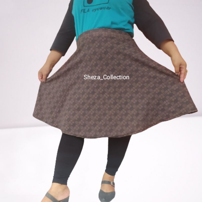 Rok Midi Motif Kotak Tartan Flare Skirt Size Jumbo/ Rok Payung Pendek Jumbo Motif Kotak-Kotak / Rok Pendek Wanita