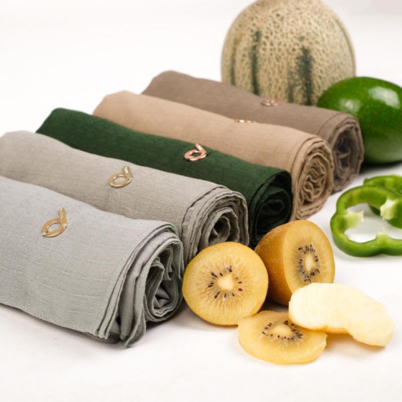 DEENAY PLAIN SIGNATURE