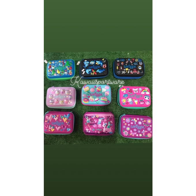 

TERLARIS PROMO TEMPAT PENSIL HARDCASE SMIGGLE PERSIS ORIGINAL/TEMPAT PENSIL AESTHETIC/TEMPAT PENSIL ANAK PEREMPUAN/TEMPAT PENSIL LUCU/TEMPAT PENSIL 3D/TEMPAT PENSIL TRANSPARAN/TEMPAT PENSIL LUCU/TEMPAT PENSIL KOREA/TEMPAT PENSIL KAIN/TEMPAT PENSIL