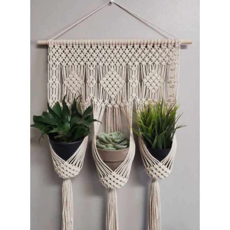 Macrame plant hanger / MPH006 / gantungan pot