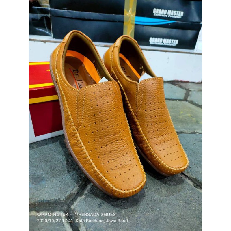 Sepatu Casual Kulit Pria Dr. Iam Kr 02 ( Produksi Sendiri )