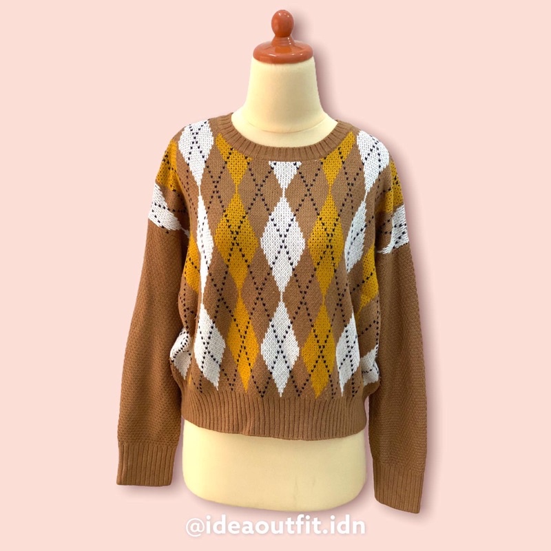 Sweater Ketupat GU Mustard