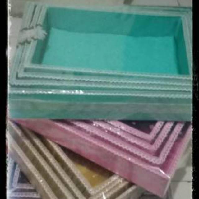 

SOVENIR KOTAK HANTARAN PARSEL KONDANGAN, LEBARAN, PESTA PERNIKIAHAN