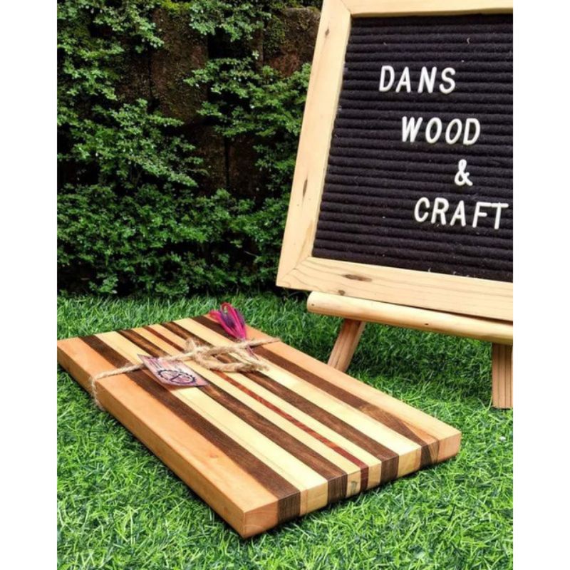 Talenan kayu lapis legit