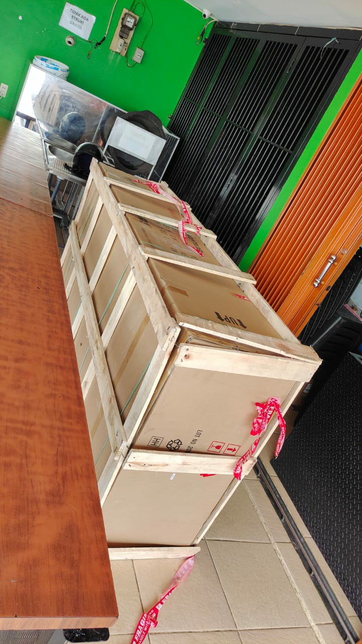 Tempat Tidur Bed Pasien Elektrik Kupu-kupu + Matras (import)