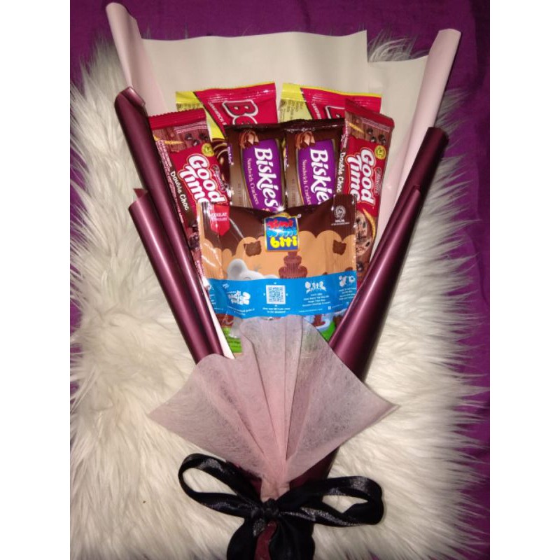 

BUKET SNACK / BOUQUET SNACK / HADIAH WISUDA / BUKET WISUDA