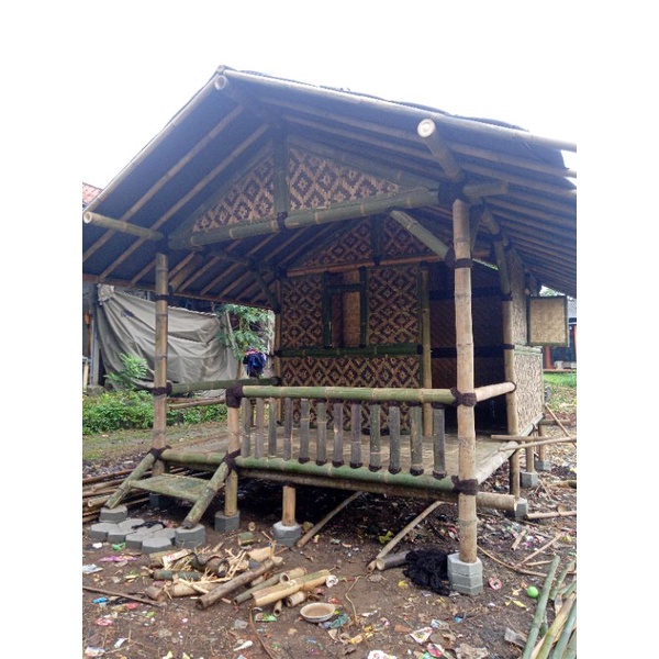saung bambu
