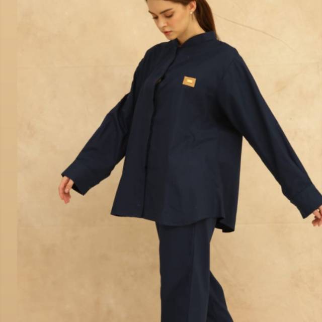Vone Official Willa Shirt Set Navy size L/XL