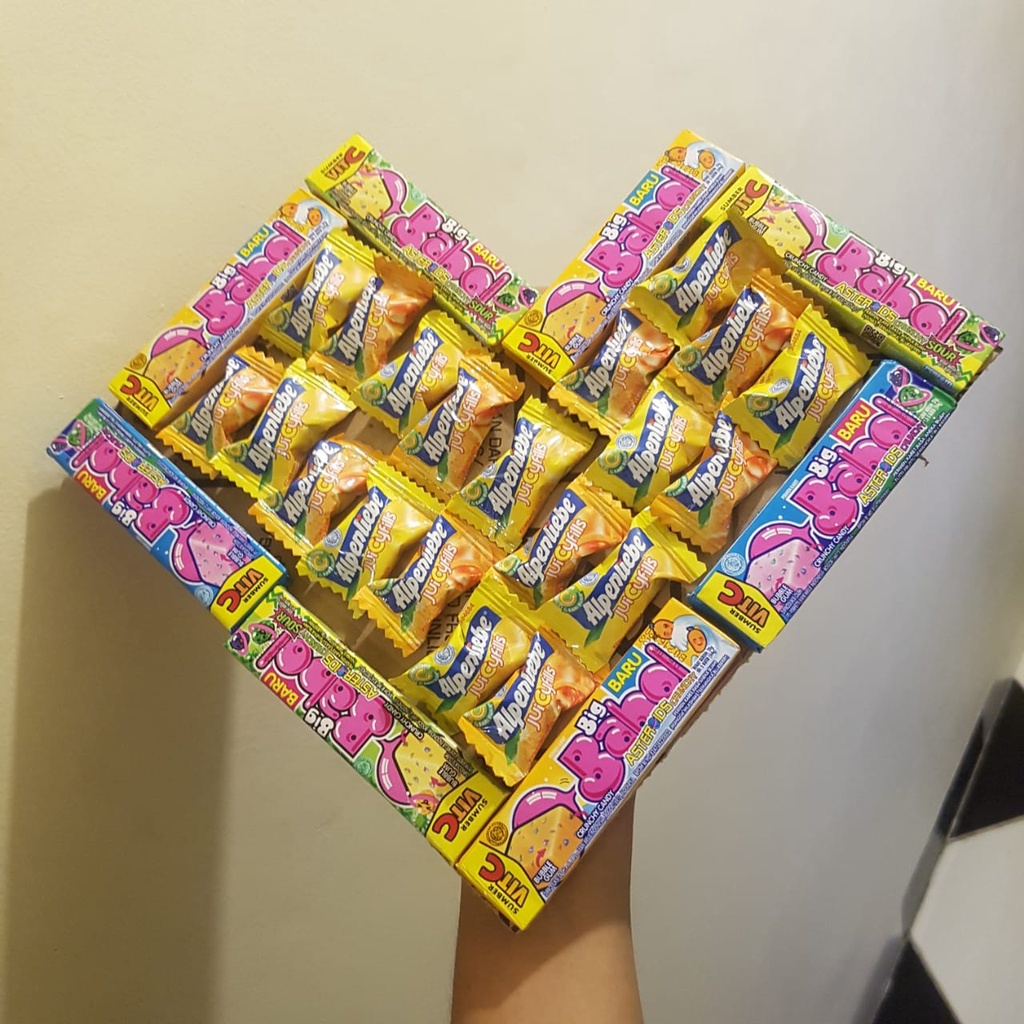 

Kado Love Permen Karet / Kado Bentuk LOVE untuk Pacar