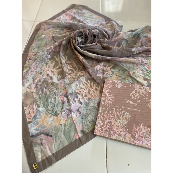 preloved buttonscarves little mermaid taupe