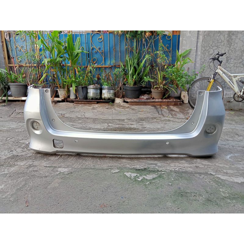 bumper belakang avanza veloz 2013