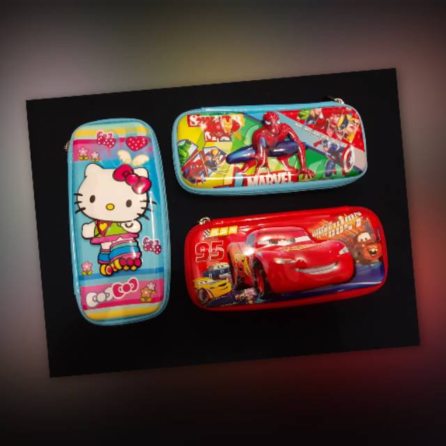 

Tempat Pensil Kartun 3D