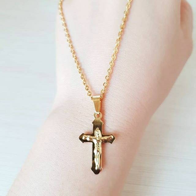 Kalung salib yesus import antikarat Y01 Titanium Gold Kalung Rohan
