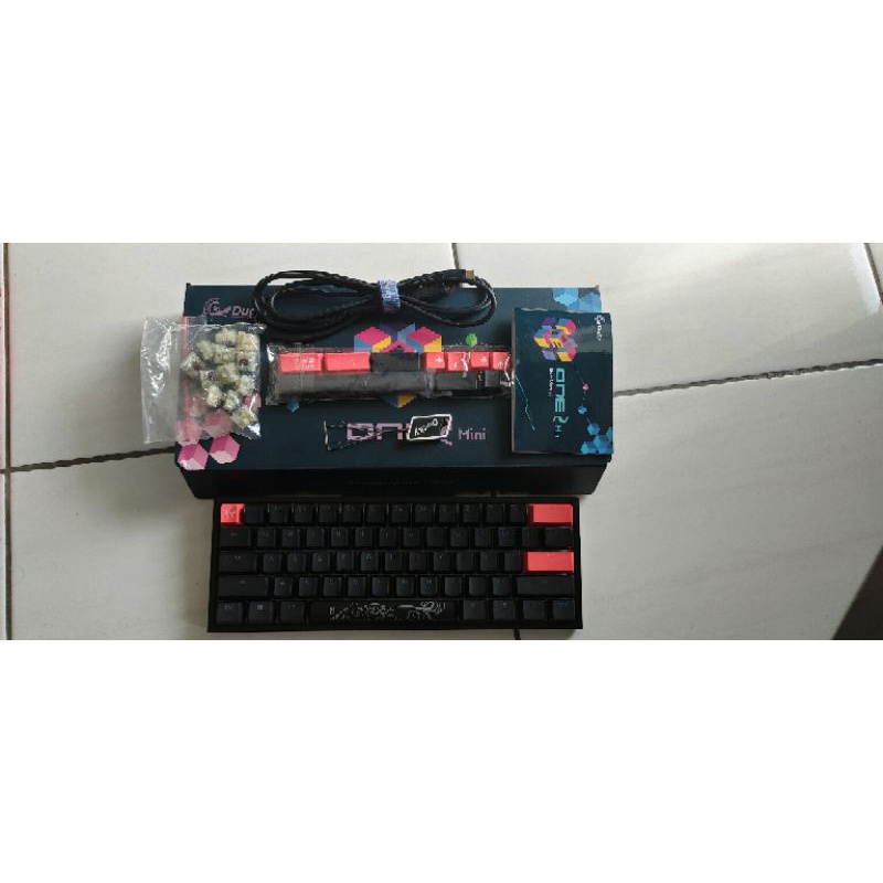 Ducky One 2 mini brown switches